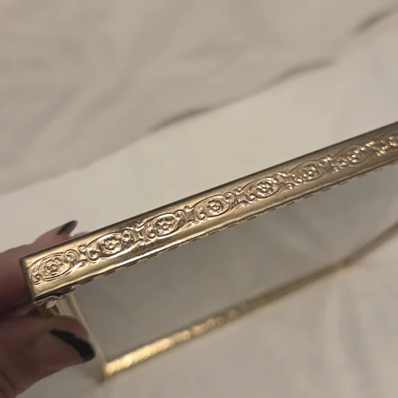 Vintage Gold Picture Frame - Picture 3 of 3